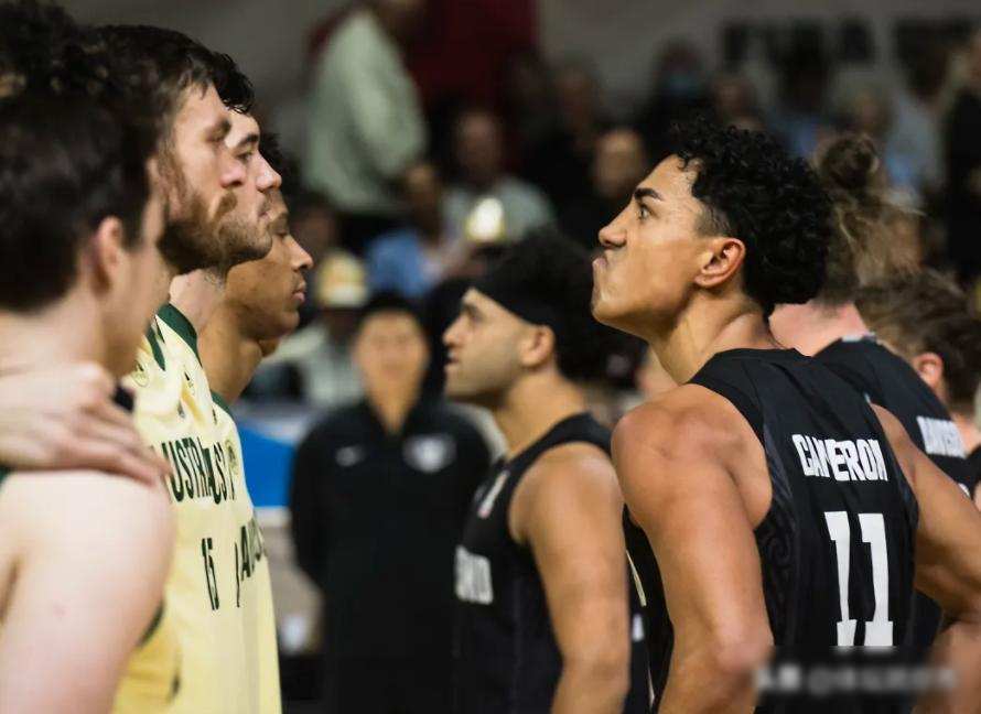 爱游戏关于今晨北京首钢豪取连胜赛前山东男篮绝杀压哨——亚冠节点到来，西亚卡姆爆冷击败湖人直接炸裂的信息